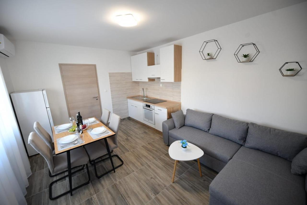 City Apartment 4You Zadar Rum bild