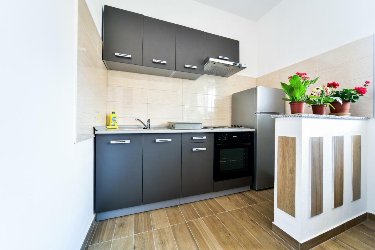 City Apartment 4You Zadar Exteriör bild