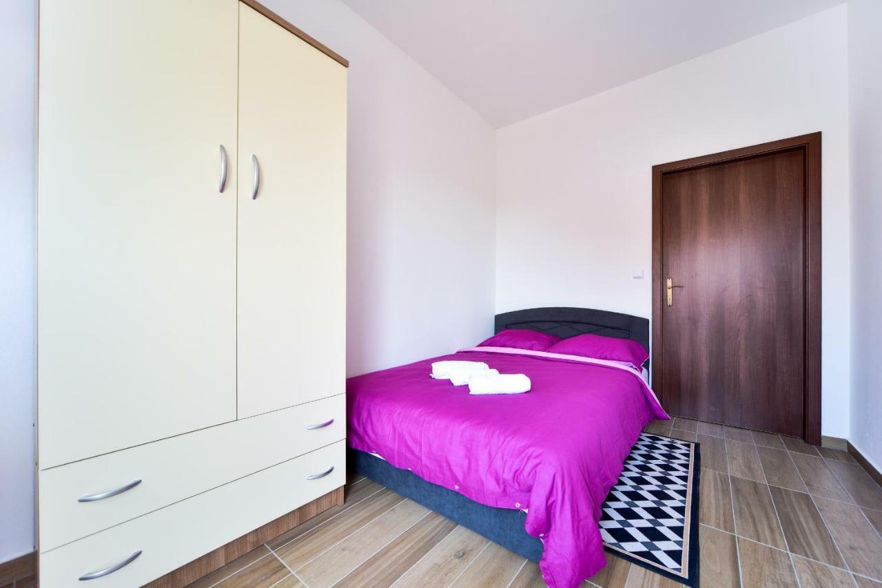 City Apartment 4You Zadar Exteriör bild