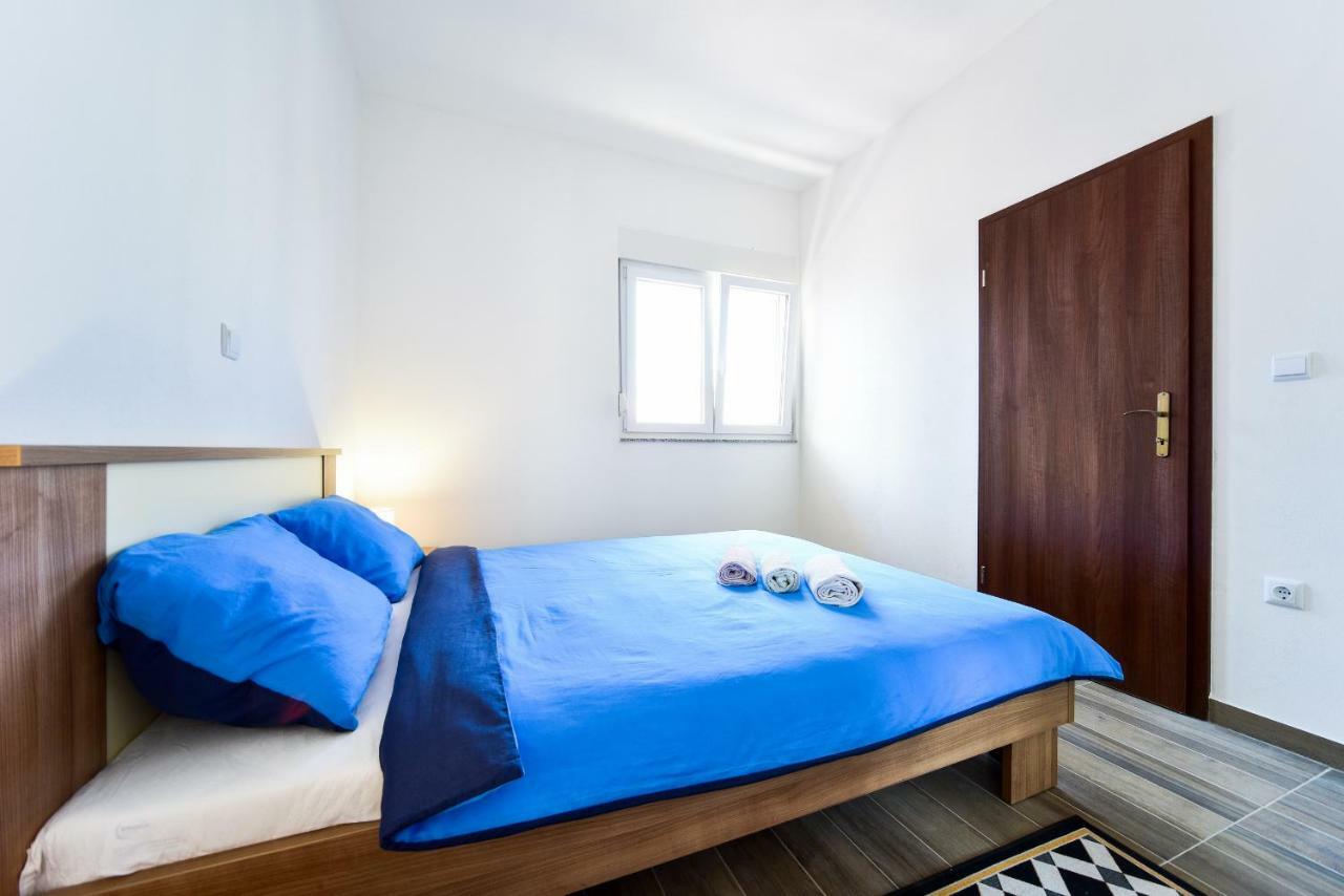 City Apartment 4You Zadar Exteriör bild